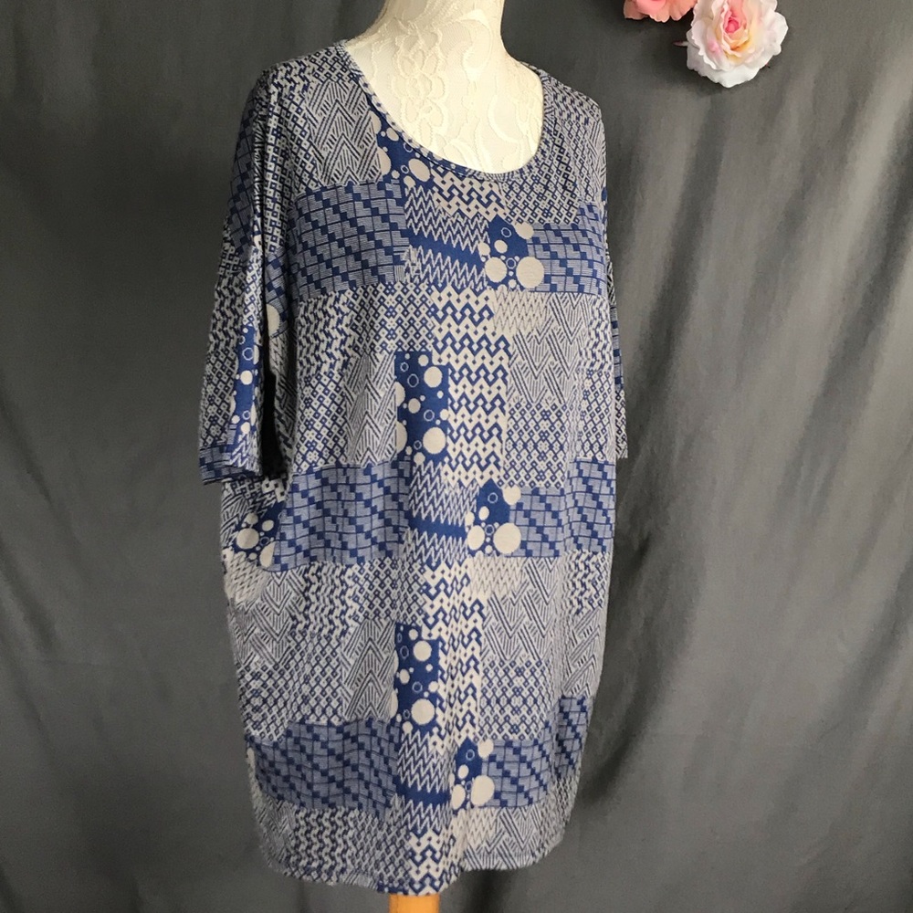 Lularoe Blue and Cream Geometric Top - Picture 3 of 6